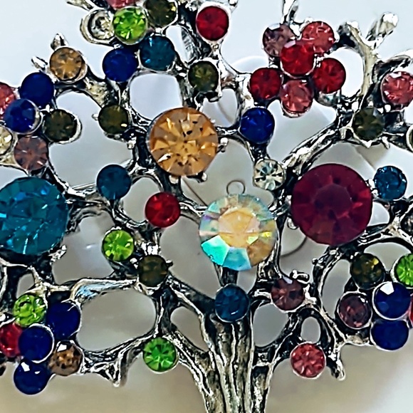 NEW FAMILY TREE OF LIFE SILVER TONE RHINESTONE BROOCH/PIN FASHION JEWELRY/GIFT - Picture 3 of 5